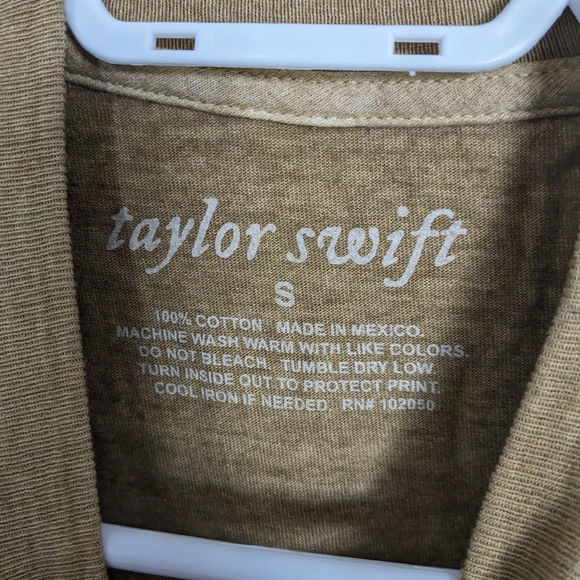 Taylor Swift Marjorie t-shirt - Picture 3 of 4
